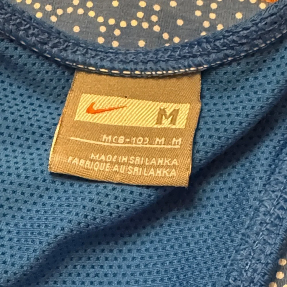 Nike Women's Blue Geometric Tank Top With Built in Bra size M